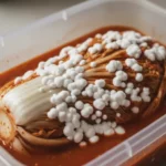 김치 보관중 김치가 하얗게 되는이유